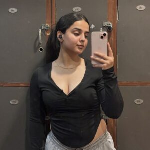 Call Girls And Escorts In Karachi
